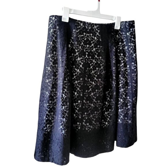 Talbots Women's Black Lace Overlay Skirt  Floral Pattern  Size 12 - Picture 6 of 10